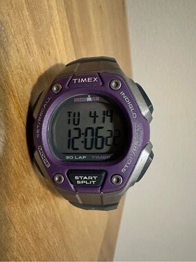 Timex Women's Ironman 30-Lap (Indiglo doesn’t work)